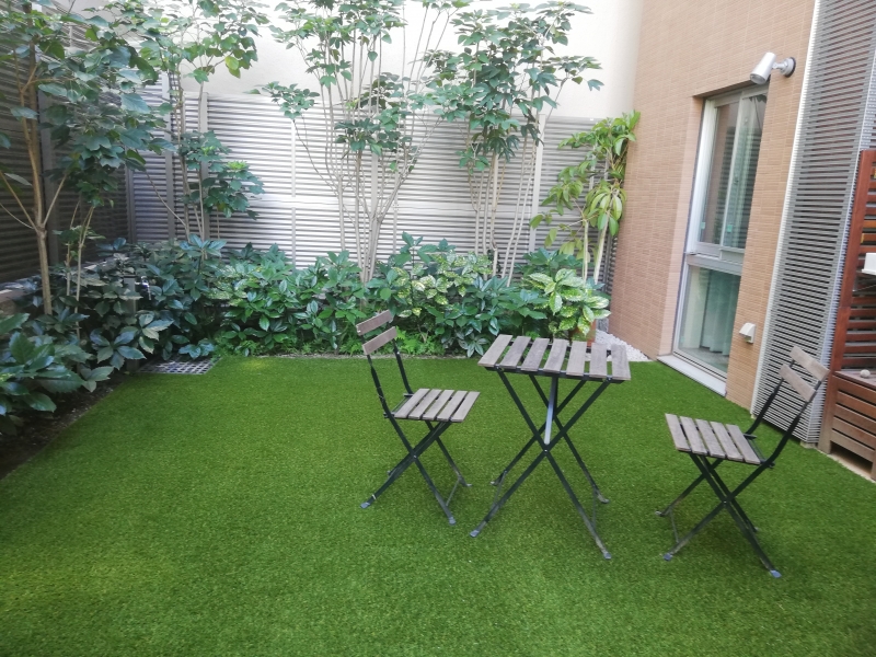 東京のマンション占有庭へも人工芝工事しました（写真あり）