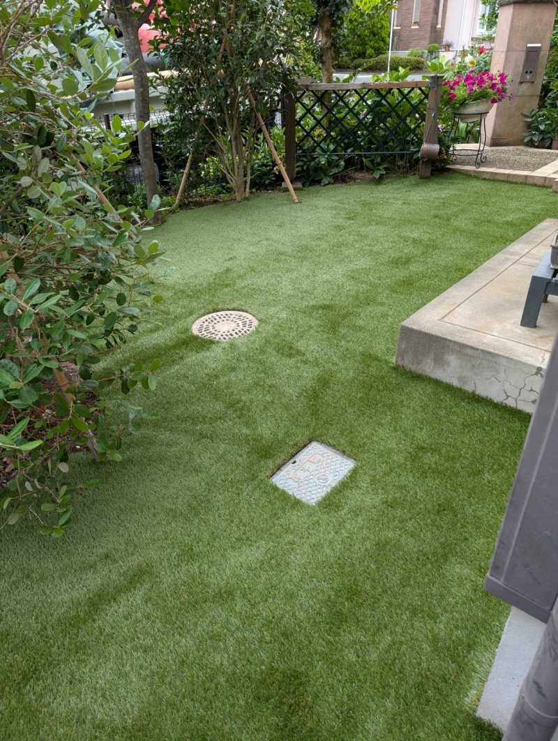 ＝横須賀市に人工芝工事＝