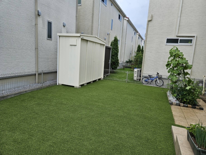 埼玉県さいたま市｜遮熱人工芝・見切り材工事