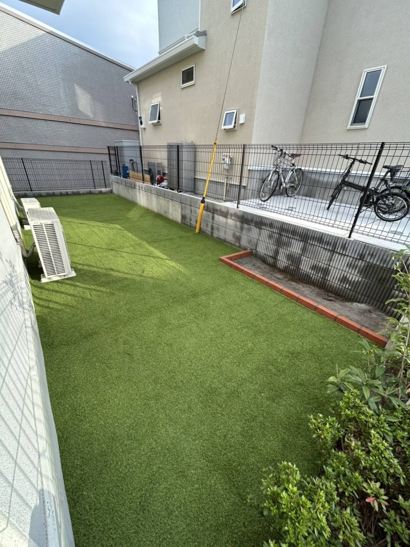 横浜市の天然芝から人工芝へ張り替え工事