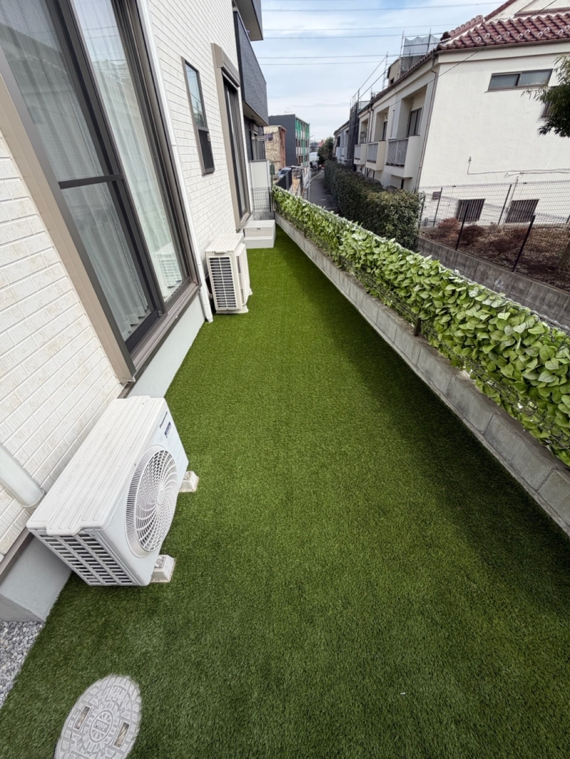 ＝東久留米市に人工芝工事＝